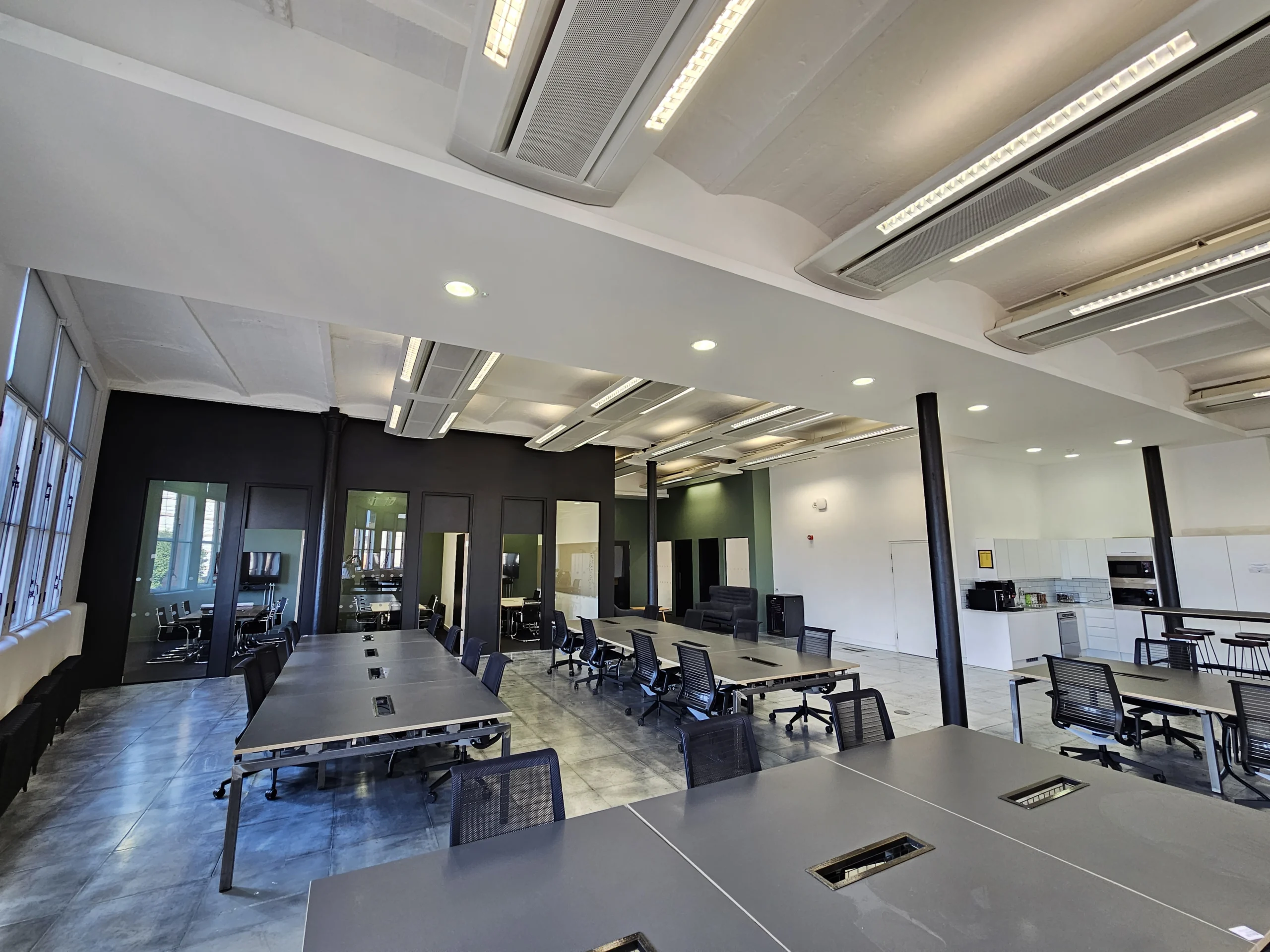 London Commercial fit out, Gordon House (2)